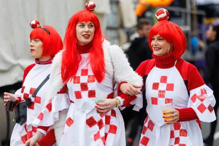 Karnevalsko ludilo u Rijeci: Do&scaron;li su sa svih strana svijeta i fantastično se provode