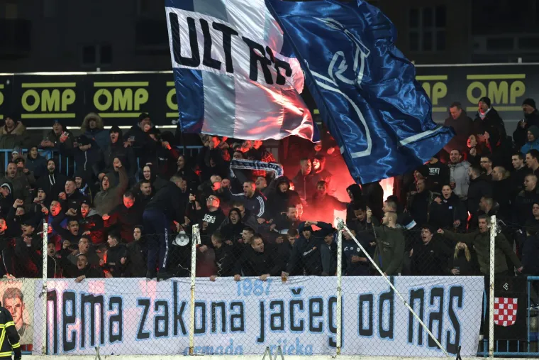 Lokomotiva 1-2 Rijeka (1102 gledatelja)