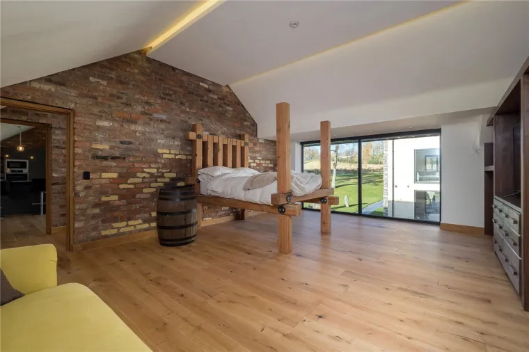 Cristiano Ronaldo prodaje luksuznu vilu za &scaron;est milijuna eura: Zavirite u 'remek-djelo modernog dizajna'