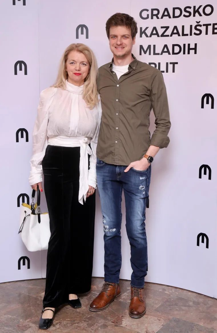 Vjekoslava i sin Ivan Huljić