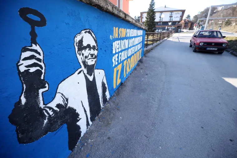 Legendarni Ćiro Blažević dobio mural u rodnom gradu: Ovjekovječen trenutak koji se dogodio prošle godine