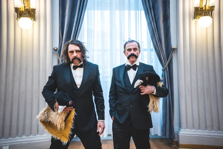 Oni kažu, 'sve je to rokenrol': Ako su ovo dosada&scaron;nji kostimi grupe Let 3, &scaron;to nas tek čeka na Eurosongu?