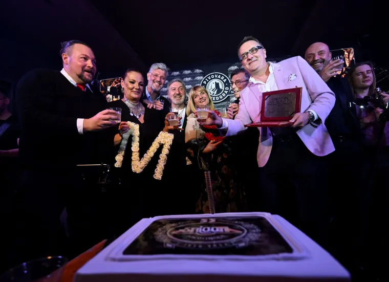 Mirna Berend, Sanja Doležal, Tarik Filipović