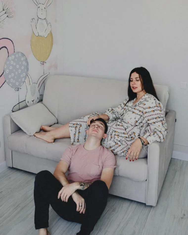 Marina (37) je bila maćeha Vladimiru (23), a sada čekaju drugo dijete: 'Seksala se s mojim sinom dok sam bio u kući...'