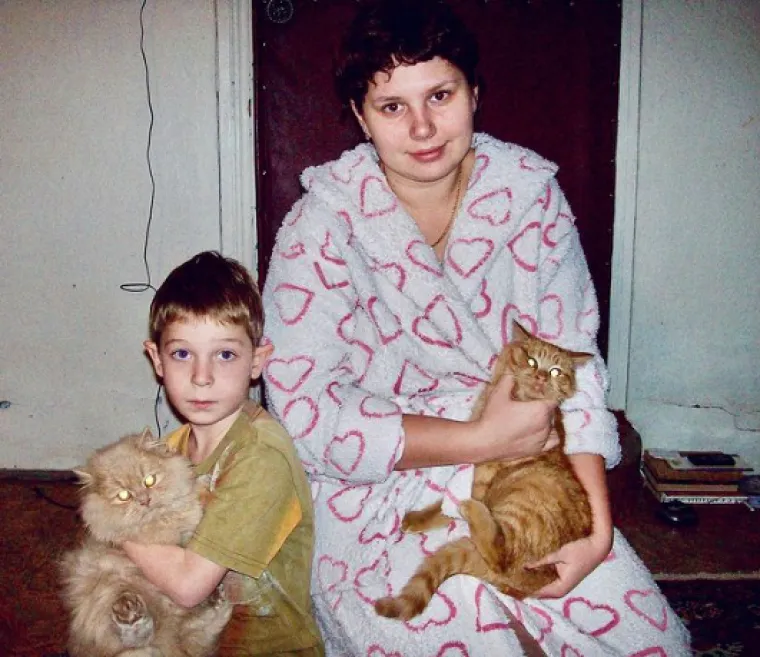 Marina (37) je bila maćeha Vladimiru (23), a sada čekaju drugo dijete: 'Seksala se s mojim sinom dok sam bio u kući...'