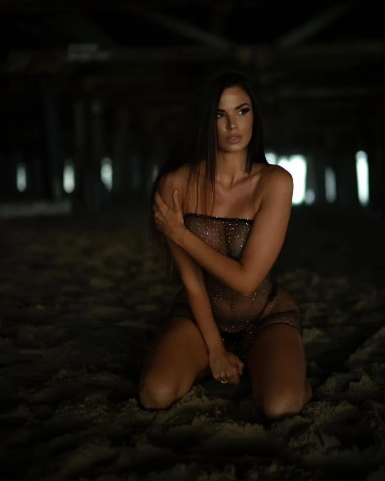 Ivana Knoll