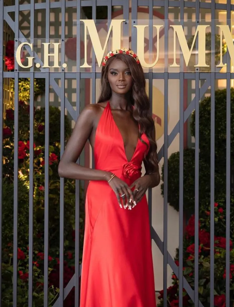 Zovu je 'crnom Barbie': Ova cura je toliko lijepa da ljudi nisu vjerovali da je stvarna, misle da je lutka