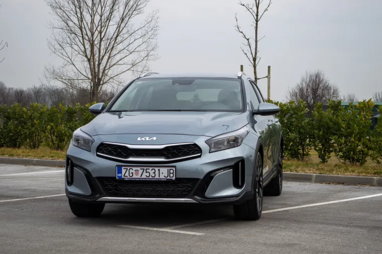 Ovo je nova Kia XCeed: Popularni crossover dobio je brojna unaprjeđenja, a stiže i s brutalnim paketom opreme