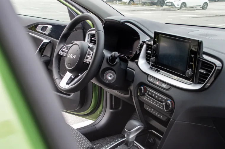 Ovo je nova Kia XCeed: Popularni crossover dobio je brojna unaprjeđenja, a stiže i s brutalnim paketom opreme