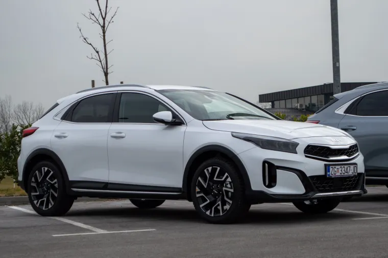 Ovo je nova Kia XCeed: Popularni crossover dobio je brojna unaprjeđenja, a stiže i s brutalnim paketom opreme