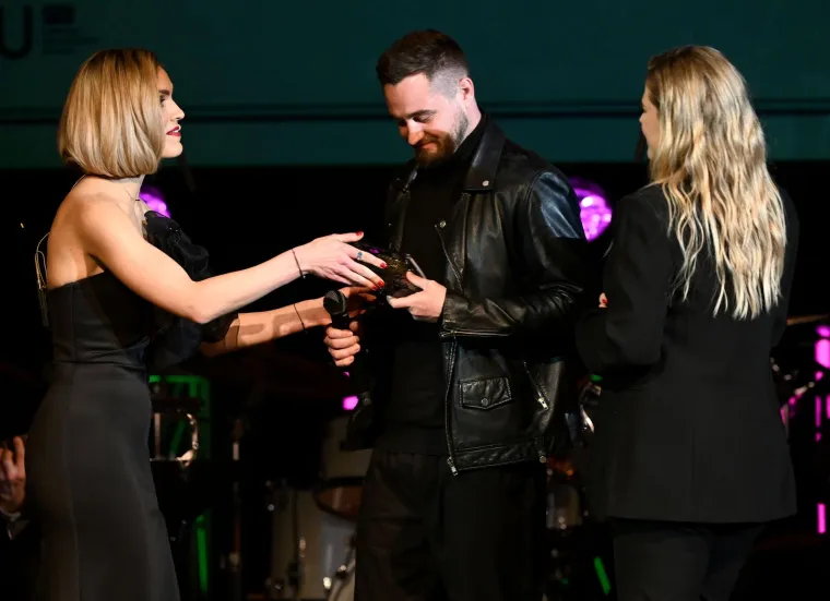 Eni Jurišić, Matija Cvek