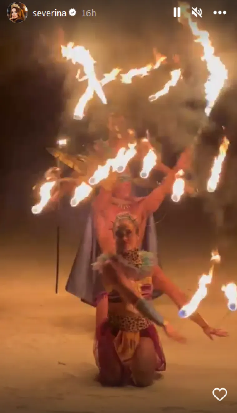 Severina ne prestaje očaravati! Zaigrala se u bikiniju i definitivno izgleda bolje no ikad: 'Stari&scaron; li ti uopće?'