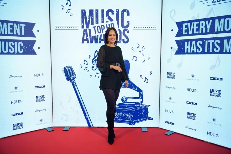 Severina slavila u dvije kategorije, uručene i posebne nagrade, ali s razlogom je u centru pažnje bila prelijepa Ana Radi&scaron;ić