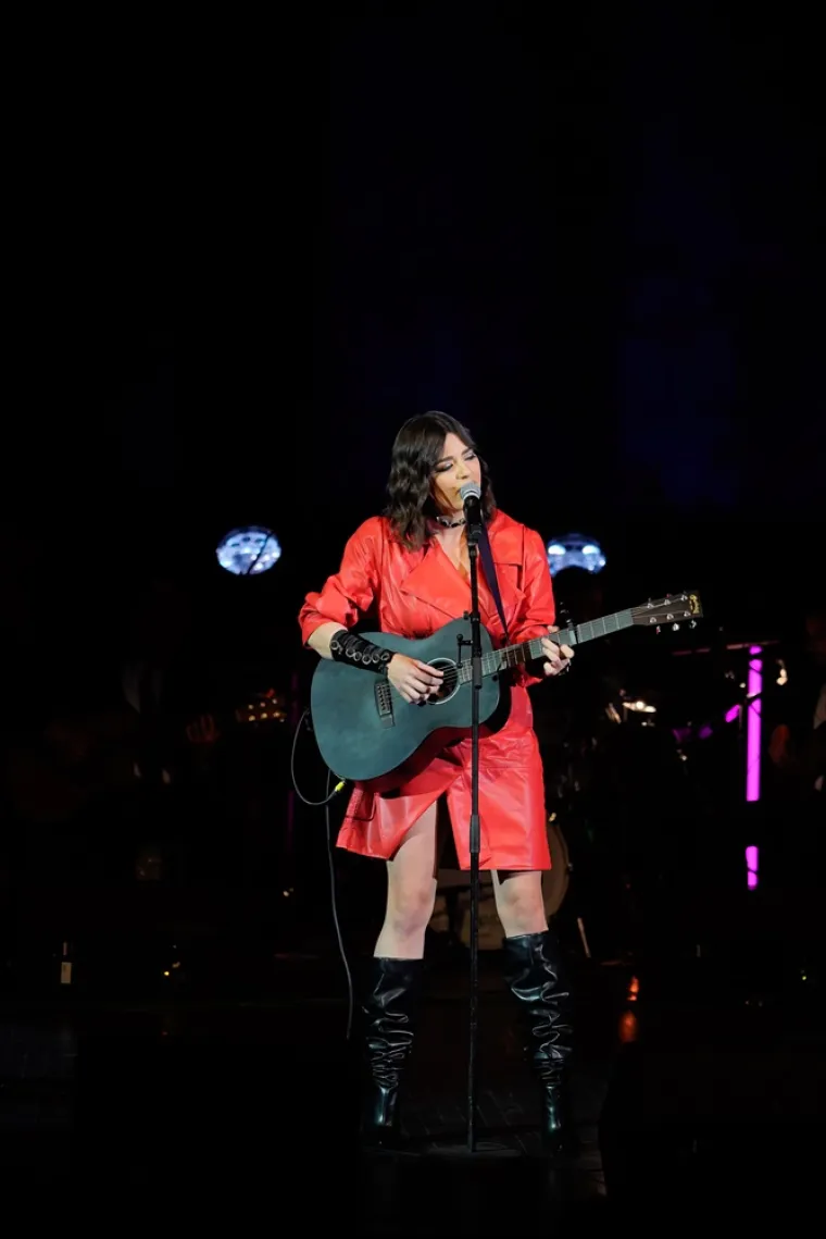 Severina slavila u dvije kategorije, uručene i posebne nagrade, ali s razlogom je u centru pažnje bila prelijepa Ana Radi&scaron;ić