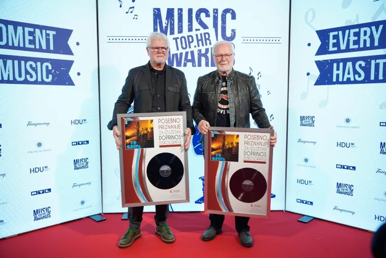 Severina slavila u dvije kategorije, uručene i posebne nagrade, ali s razlogom je u centru pažnje bila prelijepa Ana Radi&scaron;ić