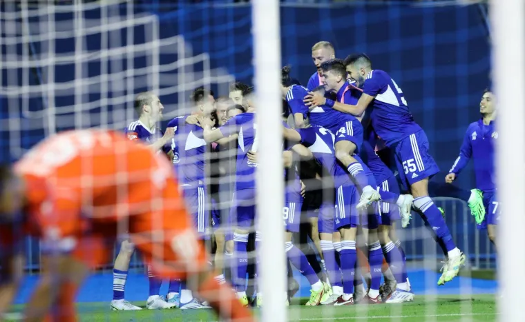 Umjetna noga, bomba Atanasova i Dinamov poker golova: Ovako je izgledao zadnji maksimirski derbi