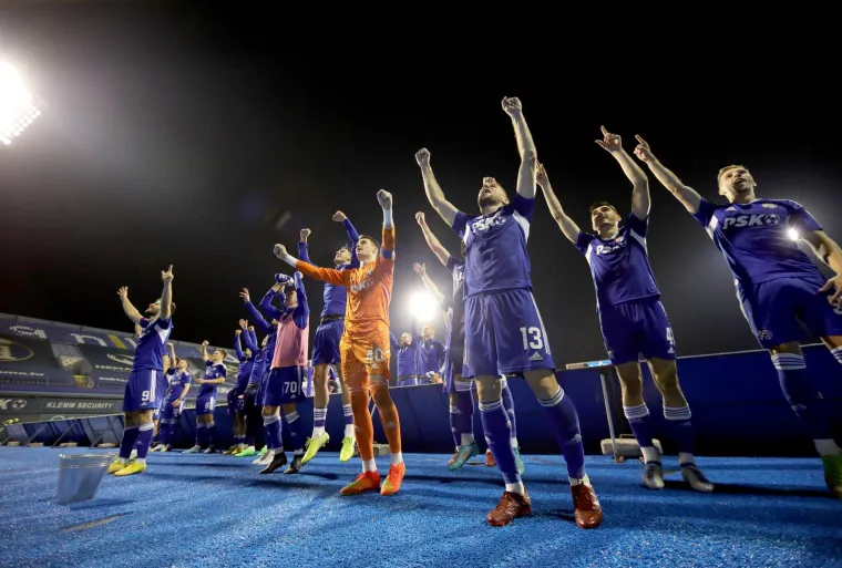 Umjetna noga, bomba Atanasova i Dinamov poker golova: Ovako je izgledao zadnji maksimirski derbi