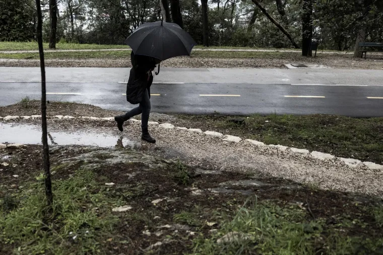 Jugo i kiša u Splitu