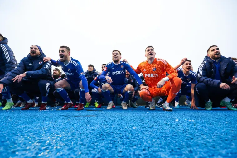 Nakon debakla na Maksimiru Torcida pjevala neočekivanu pjesmu igračima Hajduka