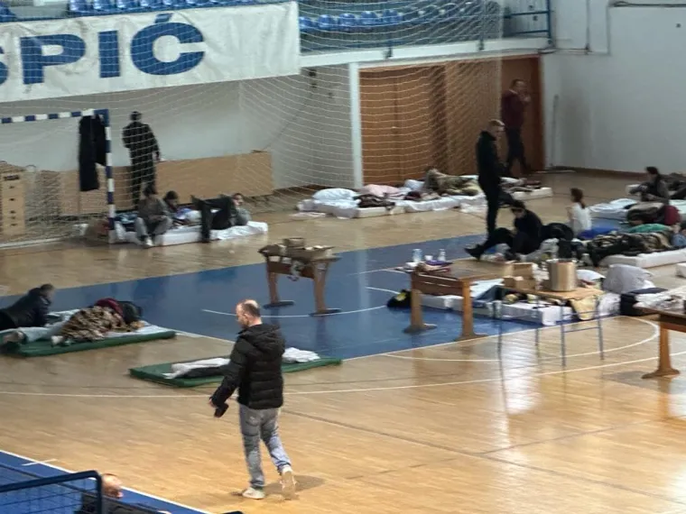 Hrvatska zametena snijegom: Ovo je prihvatni centar u kojem su mnogi prenoćili