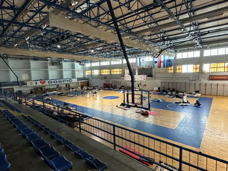 Hrvatska zametena snijegom: Ovo je prihvatni centar u kojem su mnogi prenoćili