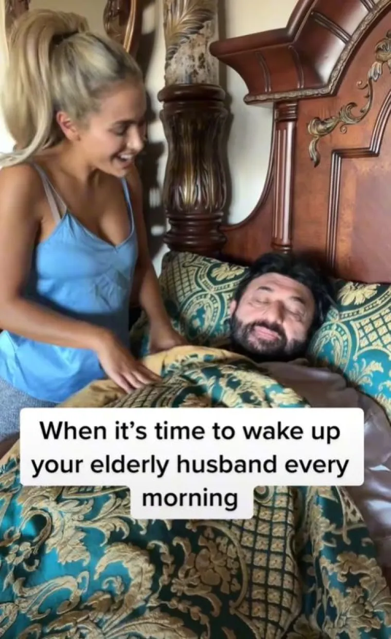 Priznala je da ju je nekad strah kad se probudi i vidi ga da jo&scaron; spava pa ga budi da nije slučajno umro jer ima 65 godina.