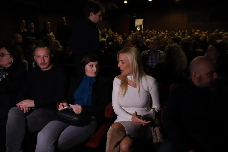 Premijera kabaretske predstave "Čeznem da vam kažem"