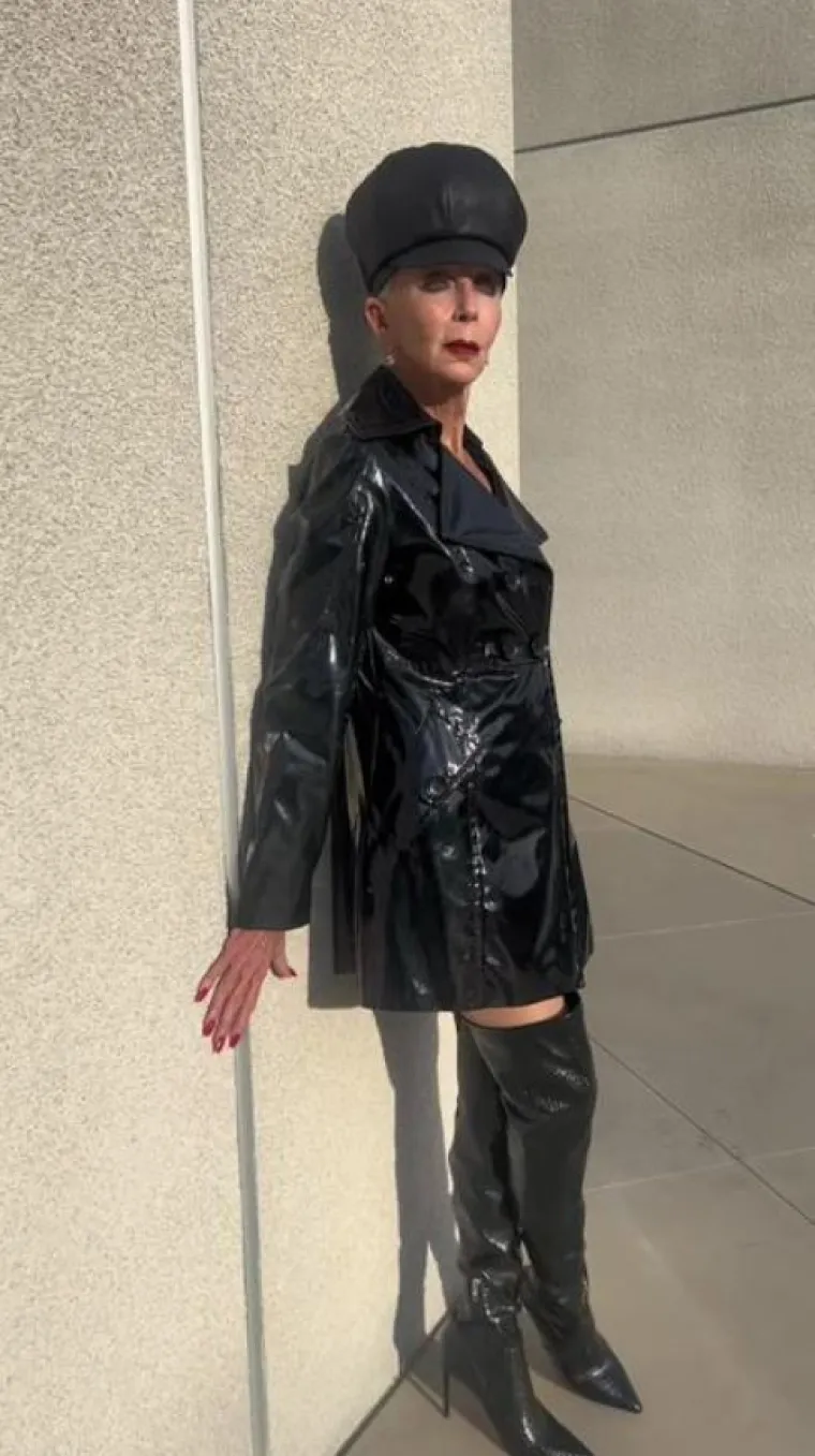 Baka u 70-ima nosi prozirno i zna zauzeti pozu u bazenu: 'Odbijam biti nevidljiva samo zato &scaron;to sam starija'