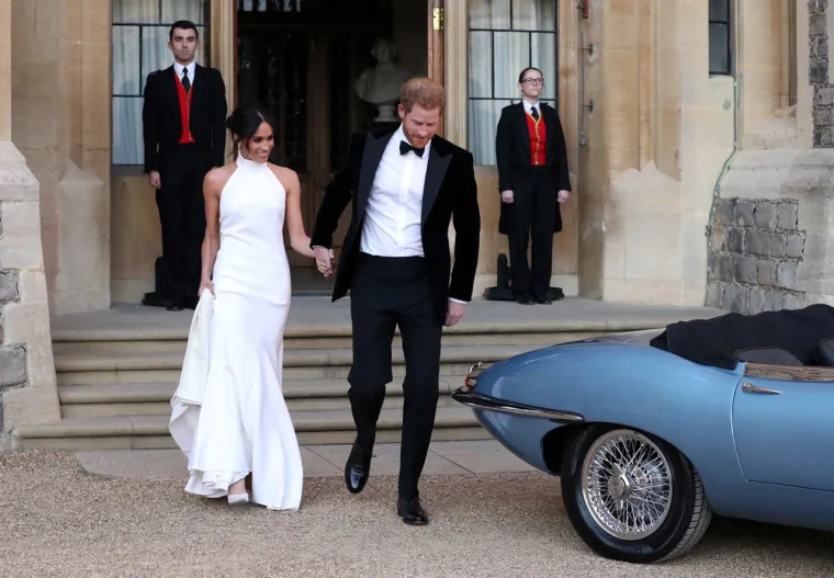 Ali to bi, rekao je Bower, moglo &quot;zasjeniti&quot; Charlesovu krunidbu.