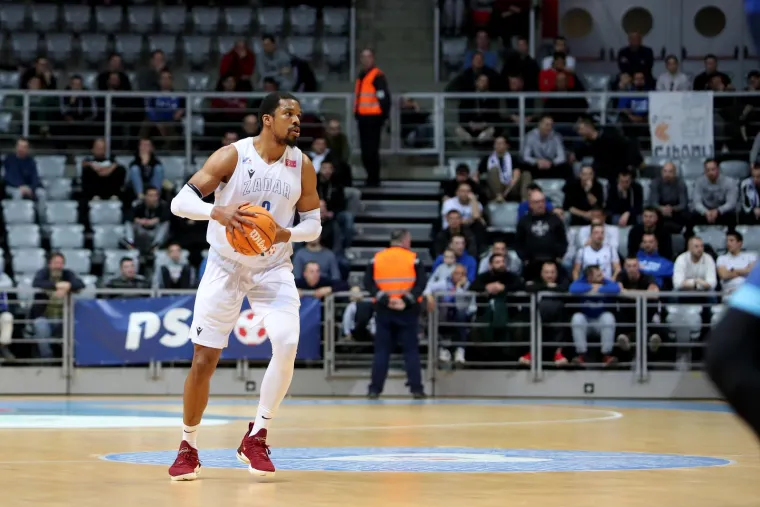 Zadar zamrznuo Cibonu na -15, fantastični Luka Božić briljirao 'triple-doubleom'