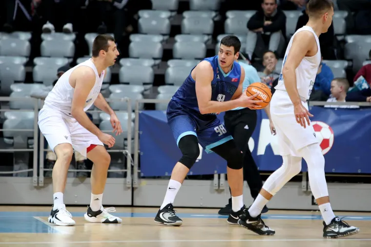 Zadar zamrznuo Cibonu na -15, fantastični Luka Božić briljirao 'triple-doubleom'