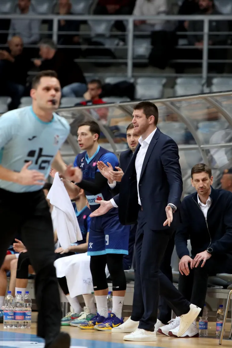 Zadar zamrznuo Cibonu na -15, fantastični Luka Božić briljirao 'triple-doubleom'