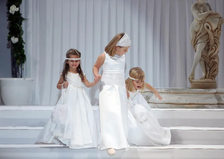 Pojavile se snimke Elle Dvornik prije prvih estetskih korekcija, pogledajte kako je izgledala sa 17 godina