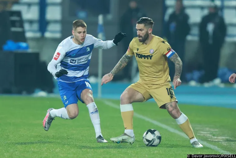 Emotivan potez koji će obići Hrvatsku: 16- godi&scaron;njaci u zagrljaju nakon utakmice, Vu&scaron;ković tje&scaron;io poraženog