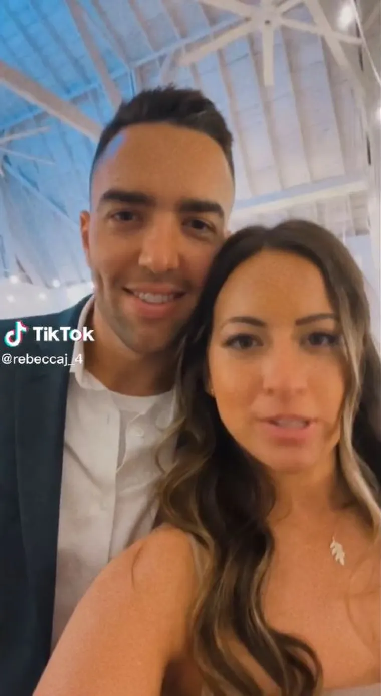 U petom koraku od vas se traži da počnete štedjeti za fond za fakultet svoje djece, ali Rebecca i njezin suprug trenutno su na šestom koraku, otplaćujući njihovu kuću. 