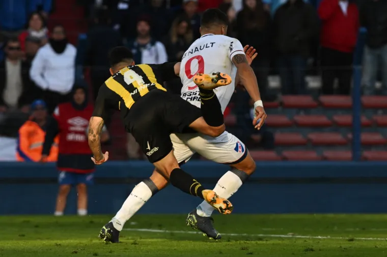 20. Nacional - Pe&ntilde;arol