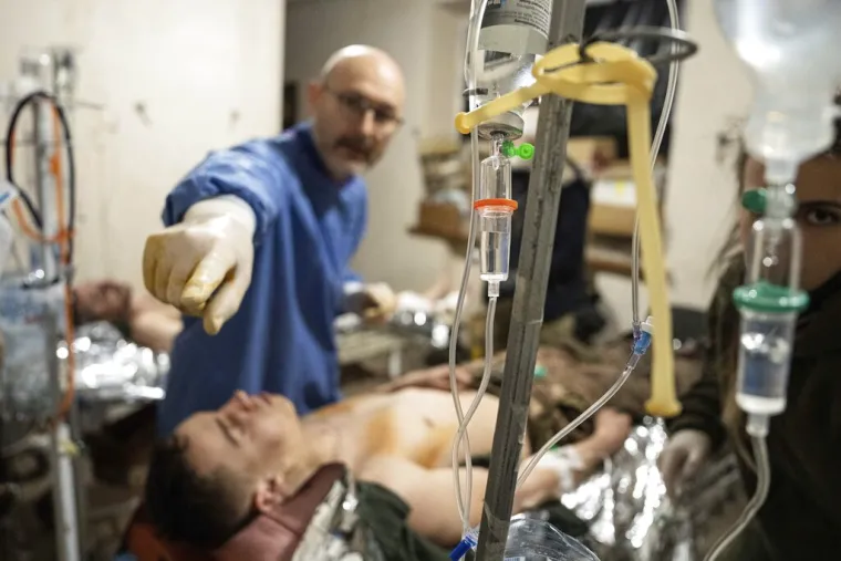 Bolnica u Bakhmutu mjesto je smrti, očaja, ali i nade. Strašno mjesto spasa hrabrih ukrajinskih ratnika