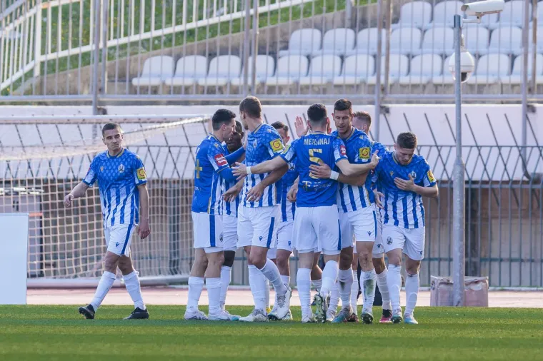 Prvo su 'torcida&scaron;i' digli bombastičnu poruku ba&scaron; negdje kad su dobili gol, a nakon bolnog poraza &scaron;okirali su svoje igrače rijetko viđenim potezom