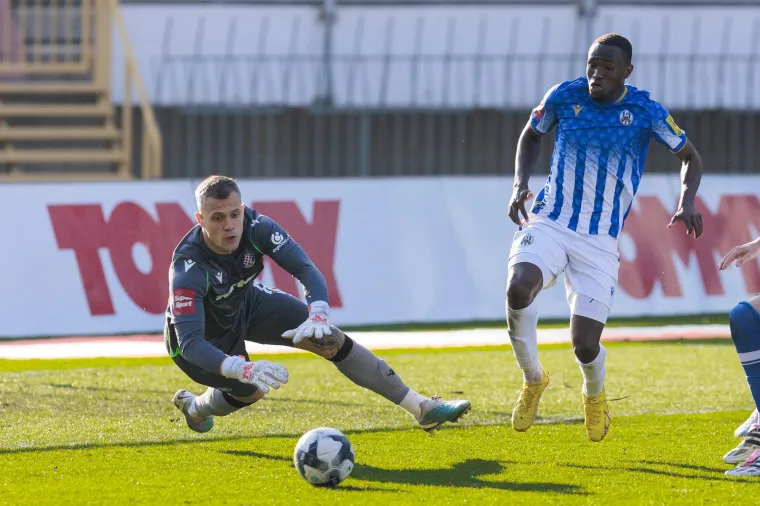 Prvo su 'torcida&scaron;i' digli bombastičnu poruku ba&scaron; negdje kad su dobili gol, a nakon bolnog poraza &scaron;okirali su svoje igrače rijetko viđenim potezom