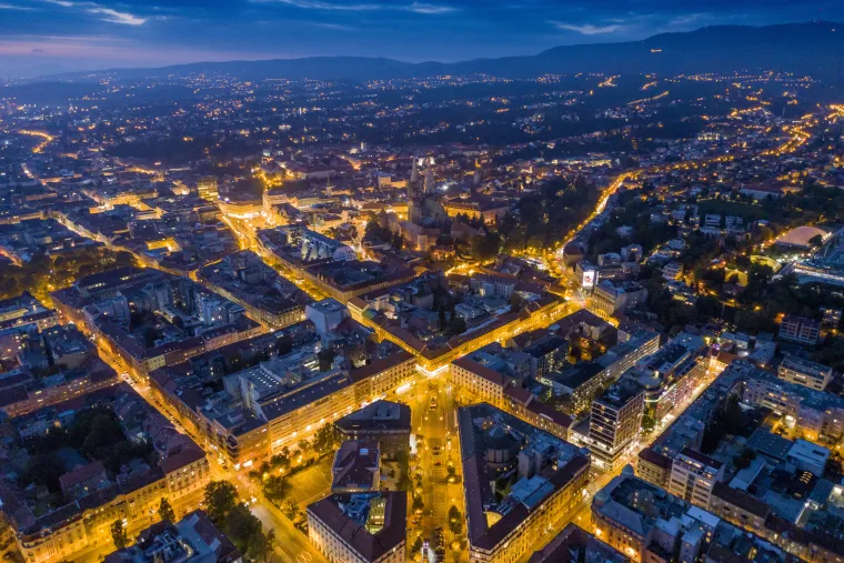 Spektakularni prizori bajkovitog Zagreba iz zraka! Ovako izgleda metropola noću