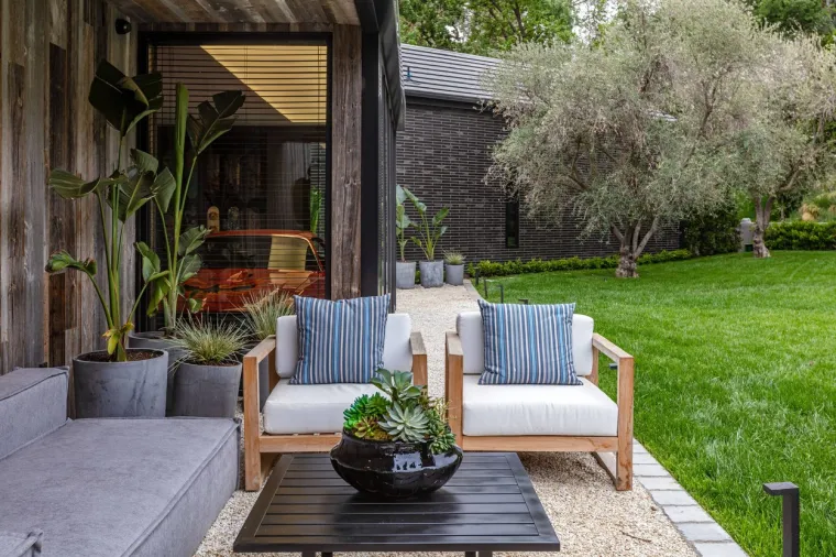 Zna se koliko vlasnik traži: Zavirite u zapanjujuću vilu sa sedam spavaćih soba u privatnoj slijepoj ulici