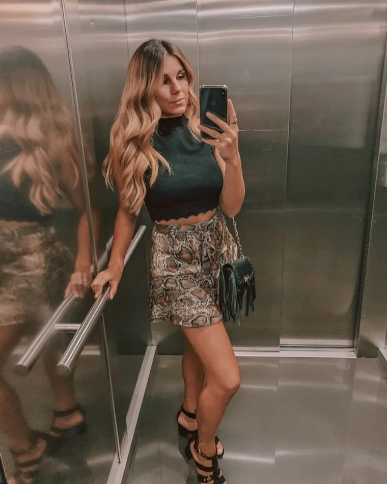 Ivana nema nimalo srama, pozirala je potpuno gola u bazenu i zapalila mreže: 'Ova fotografija je srčani udar'