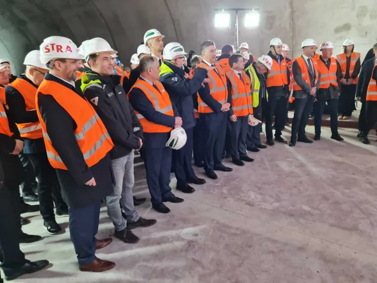 Spojen most iznad Omiša, stigao i premijer