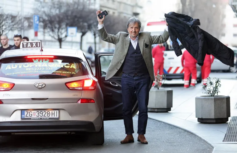 Najvažniji dan za Dinamo od 2000. godine: Evo &scaron;to se trenutno događa pred Sheratonom