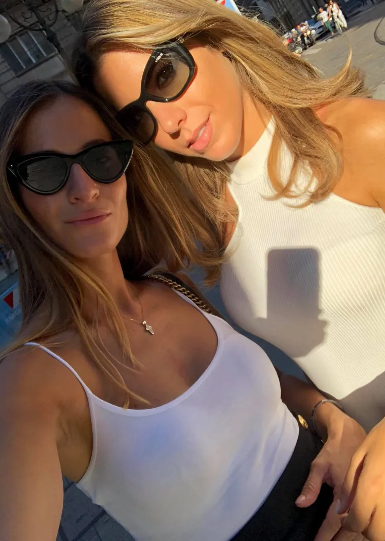 Rame za plakanje Iker Casillas prona&scaron;ao je na bujnom poprsju zanosne talijanske novinarke Eve