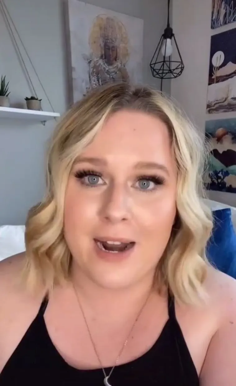 U novom TikTok videu rekla je: “Kada je u pitanju impulzivno trošenje, možemo sjediti ovdje i pričati cijeli dan o tome kako to ne biste trebali raditi. Stvarnost je takva da ponekad samo želiš kupiti neku glupost.&quot;