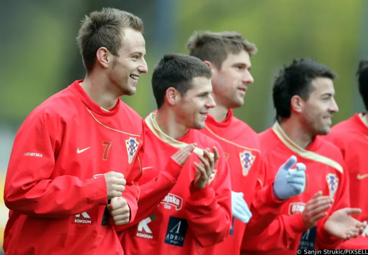 Kako je legendarni Rakitić izgledao 2007. godine na svom debiju za hrvatsku reprezentaciju
