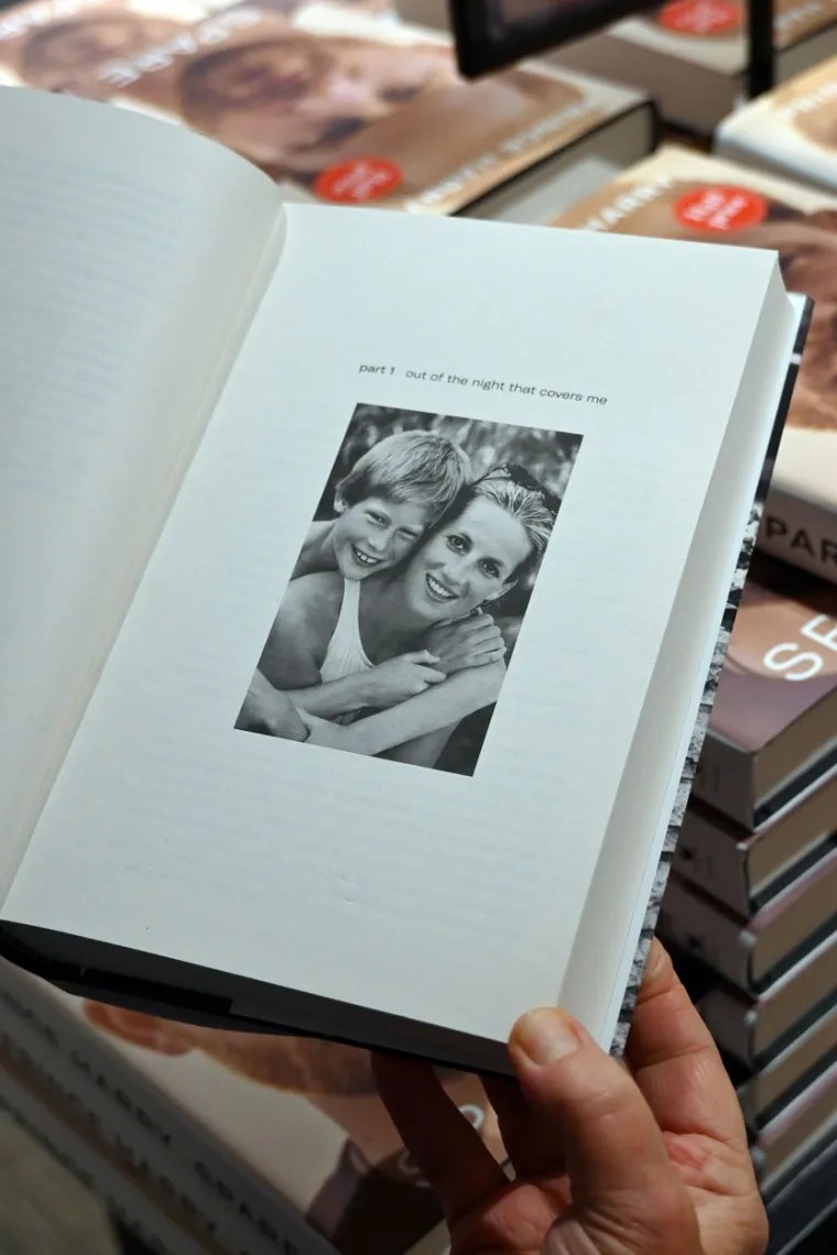 Princ Harry također je rekao da je pisanje &quot;Sparea&quot; bilo oslobađajuće za njega te je naglasio da mu je važno da bude iskren o svojoj životnoj priči.