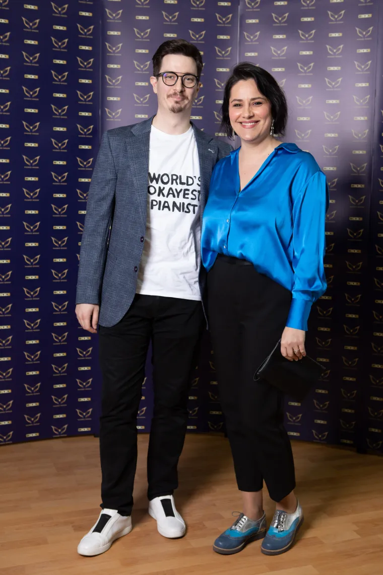 Krenuo spektakularni show uživo! Poznata imena stigla na najluđu subotnju zabavu