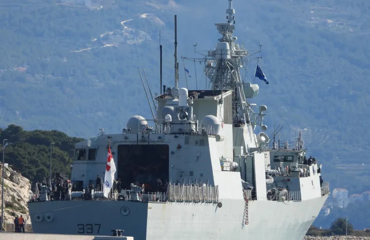 Pogledajte kakva 'zvjerka' je uplovila u splitsku luku, a uskoro dolazi i ostatak moćne NATO flotile
